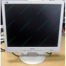 Монитор 17" TFT Philips 170S с битым пикселем в Череповце, белый (Череповец)