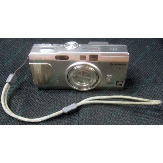 Фотоаппарат Fujifilm FinePix F810 (без зарядного устройства) - Череповец