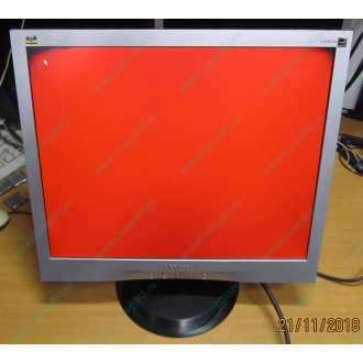 Монитор 19" ViewSonic VA903 с дефектом изображения (битые пиксели по углам) - Череповец.