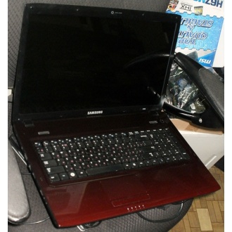 Ноутбук Samsung R780i (Intel Core i3 370M (2x2.4Ghz HT) /4096Mb DDR3 /320Gb /ATI Radeon HD5470 /17.3" TFT 1600x900) - Череповец